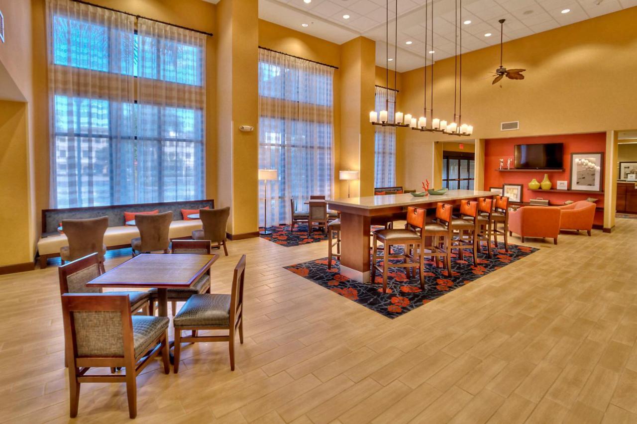 Hampton Inn & Suites Fort Myers Estero Ngoại thất bức ảnh