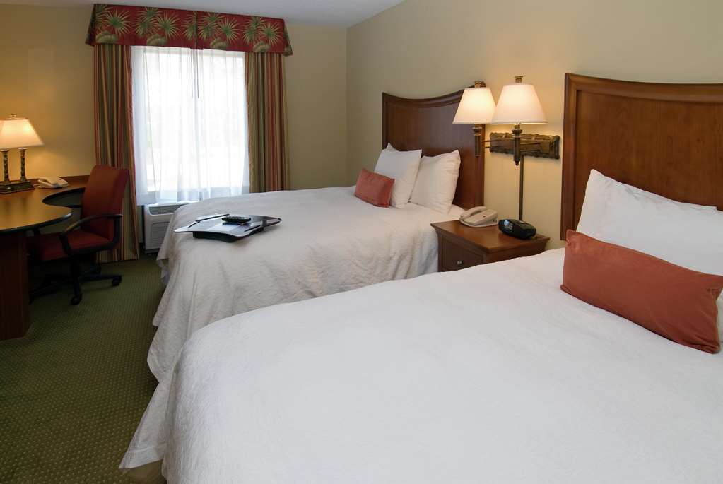 Hampton Inn & Suites Fort Myers Estero Phòng bức ảnh